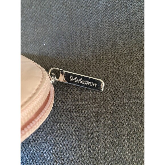 Lululemon Dual Pouch Wristlet Blissful Pink Coin Purse - Picture 6 of 6